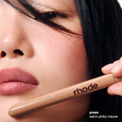 rhode 
Peptide Lip Shape Contouring Lip Shaper