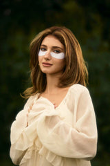 Eye-conic Brightening Hydrogel Eye Patches