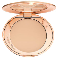 Charlotte Tilbury 
Airbrush Flawless Finish Refillable Blurring & Setting Powder